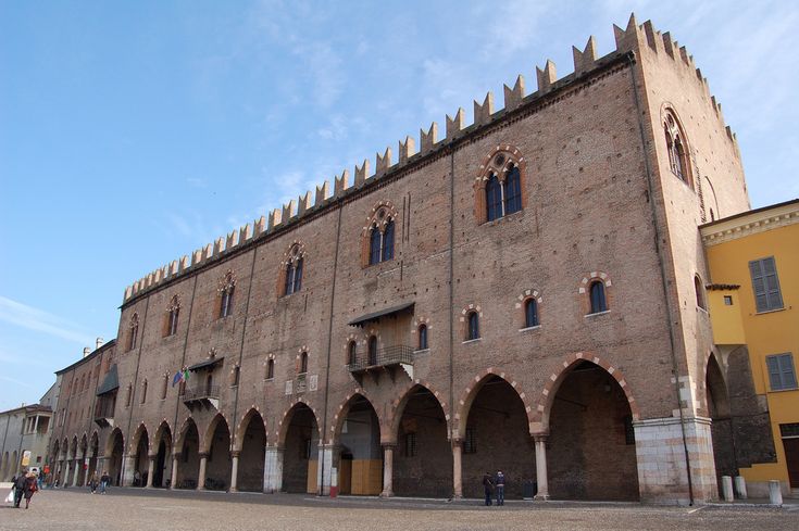 Палаццо Дукале