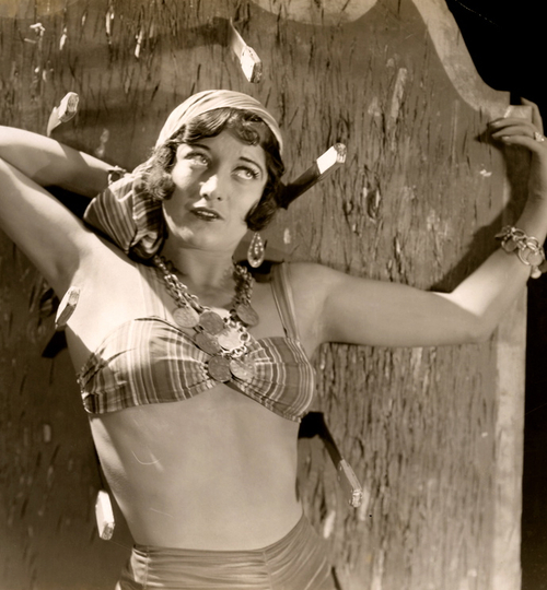 Фильм «Неизвестный» (1927). Нанон